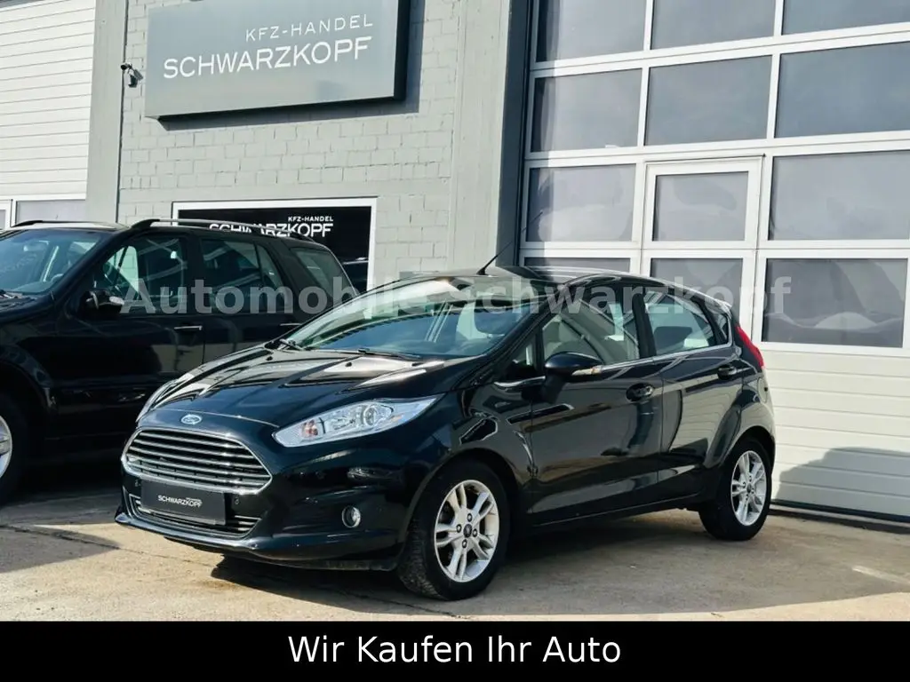 Photo 1 : Ford Fiesta 2015 Essence