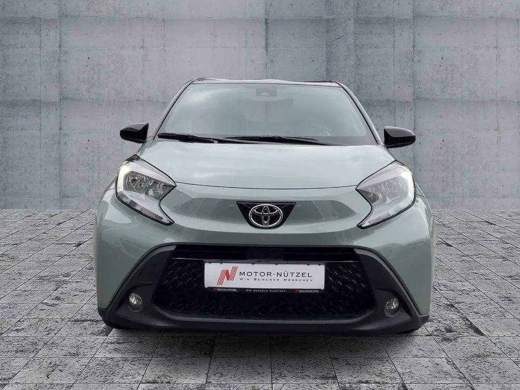 Photo 1 : Toyota Aygo X 2024 Essence