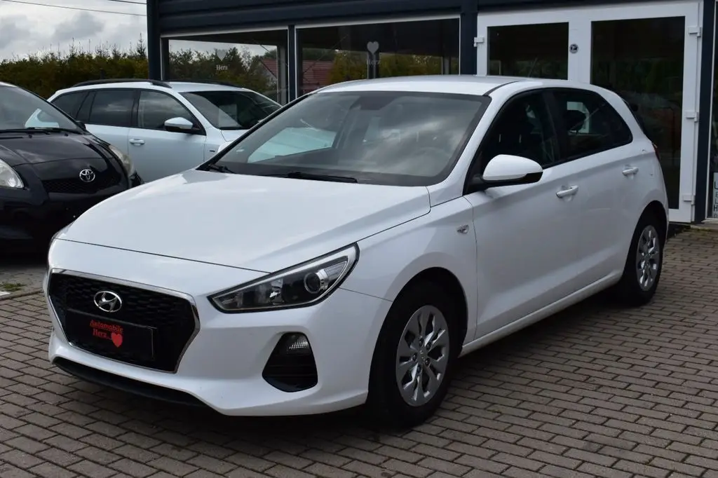 Photo 1 : Hyundai I30 2017 Petrol