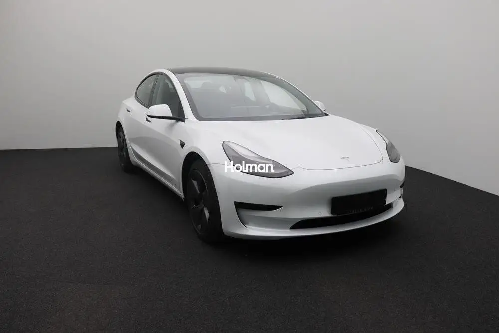 Photo 1 : Tesla Model 3 2021 Non renseigné