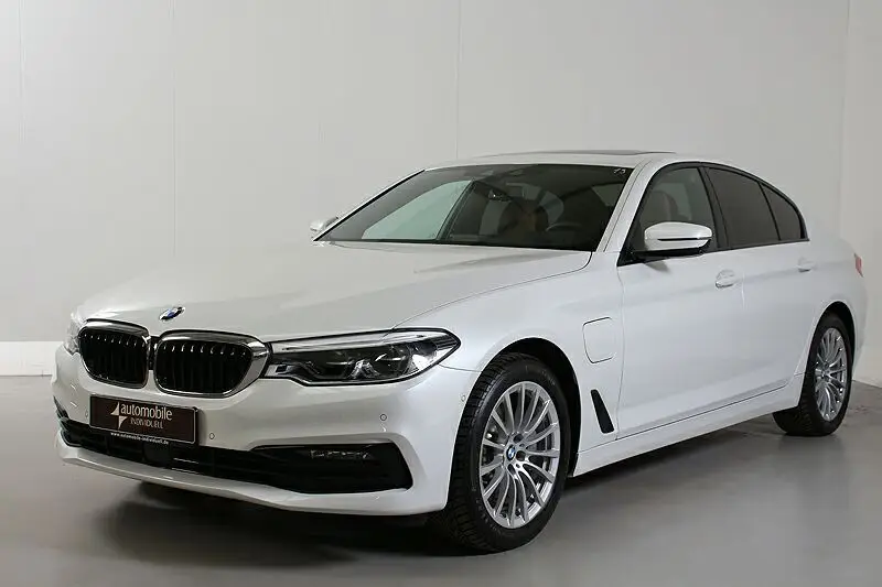 Photo 1 : Bmw Serie 5 2019 Hybrid