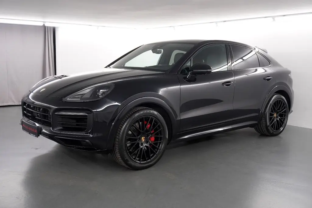 Photo 1 : Porsche Cayenne 2020 Petrol