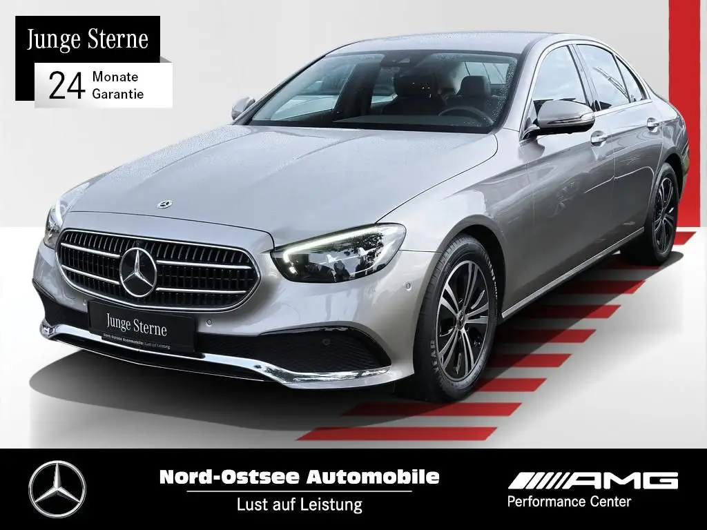 Photo 1 : Mercedes-benz Classe E 2023 Essence