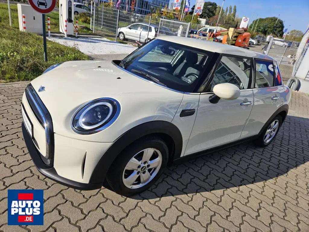 Photo 1 : Mini One 2021 Petrol