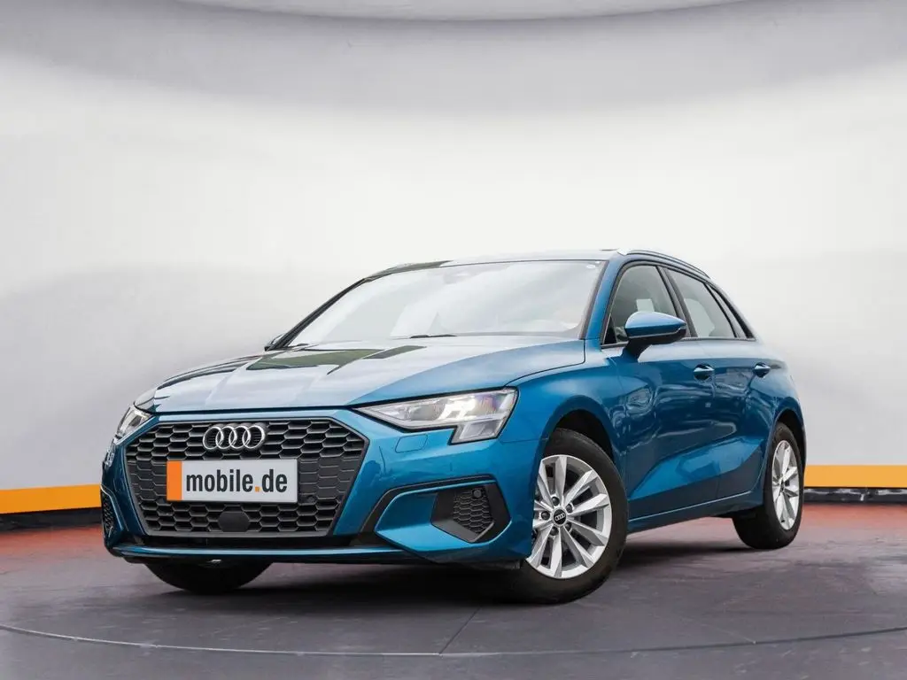 Photo 1 : Audi A3 2023 Petrol