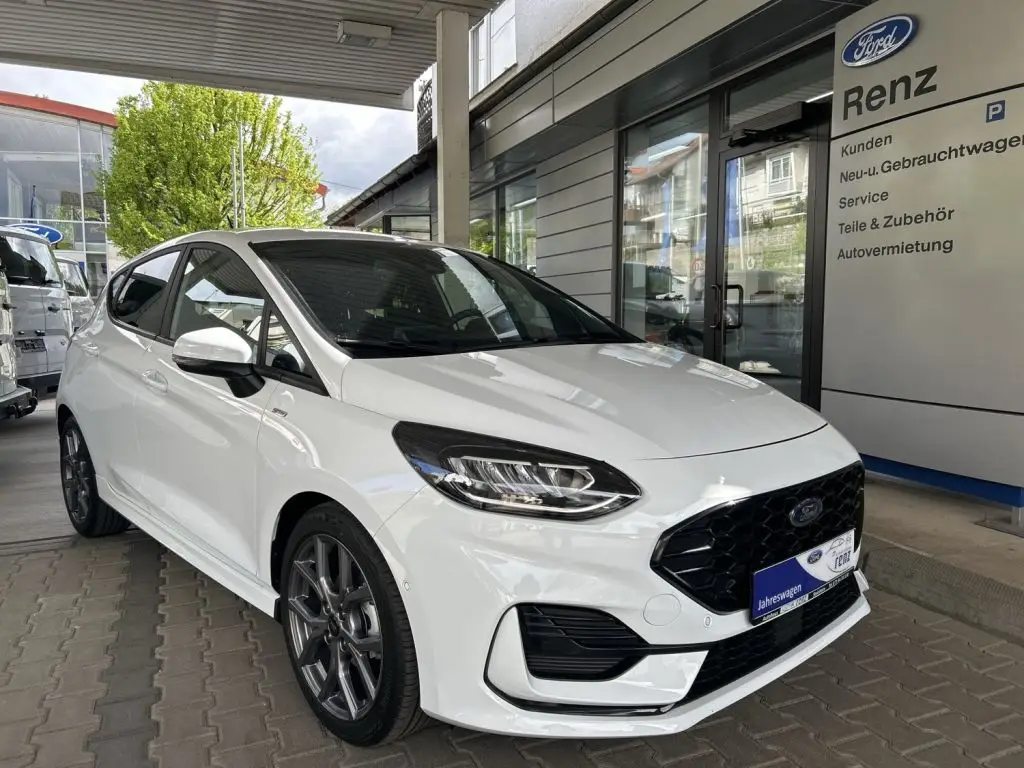 Photo 1 : Ford Fiesta 2022 Essence