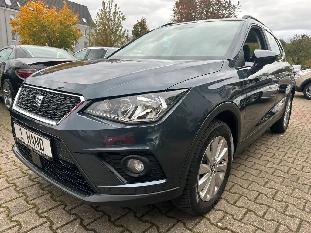 Photo 1 : Seat Arona 2019 Petrol