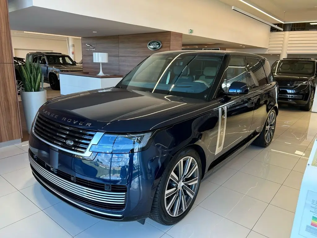 Photo 1 : Land Rover Range Rover 2024 Hybrid