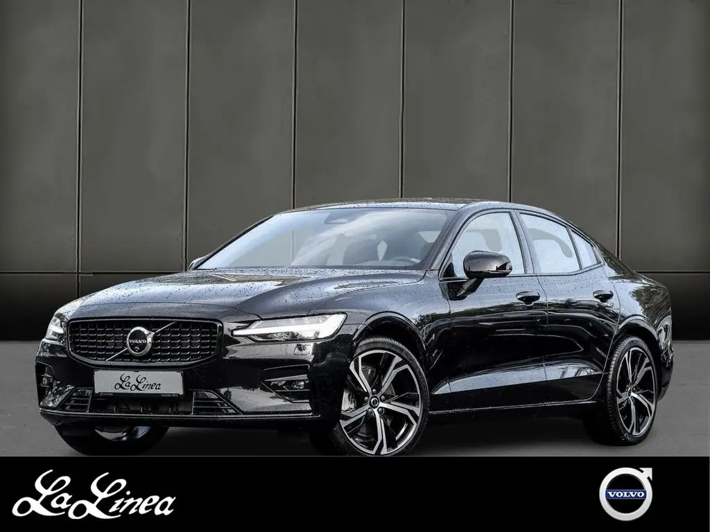 Photo 1 : Volvo S60 2023 Essence