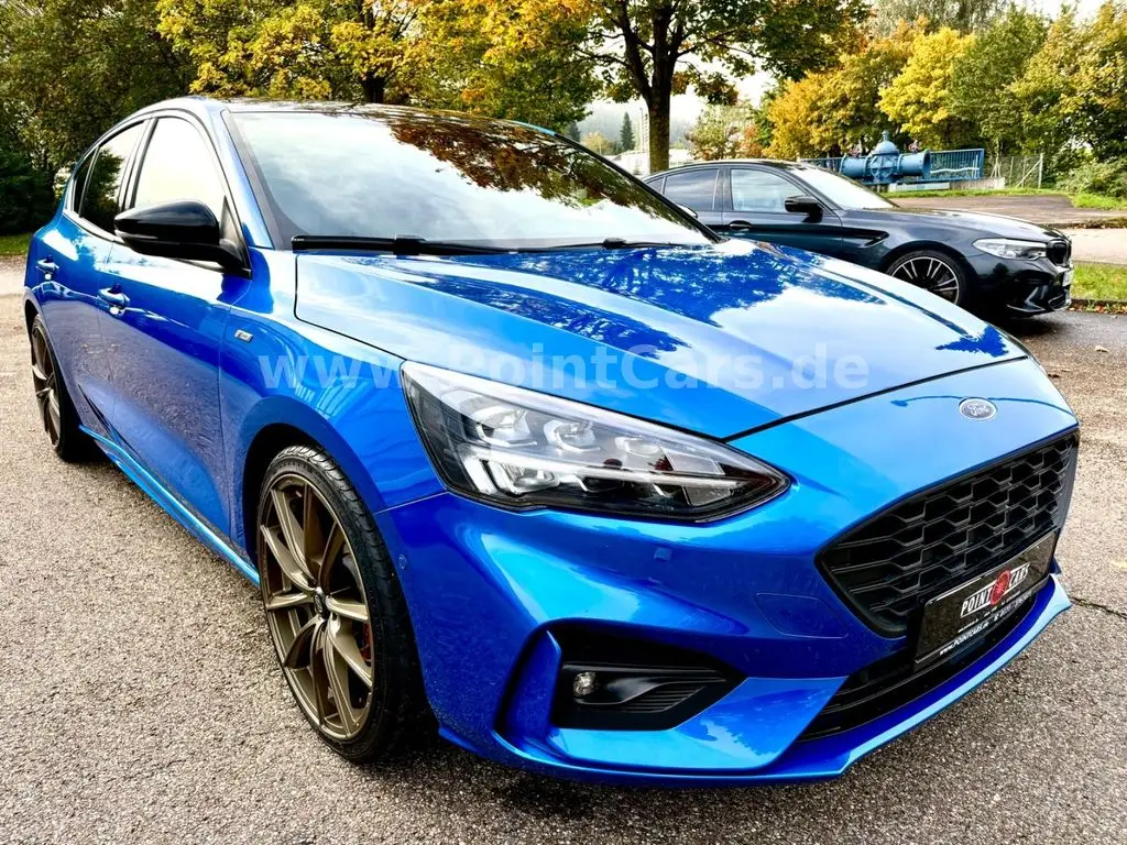 Photo 1 : Ford Focus 2018 Petrol