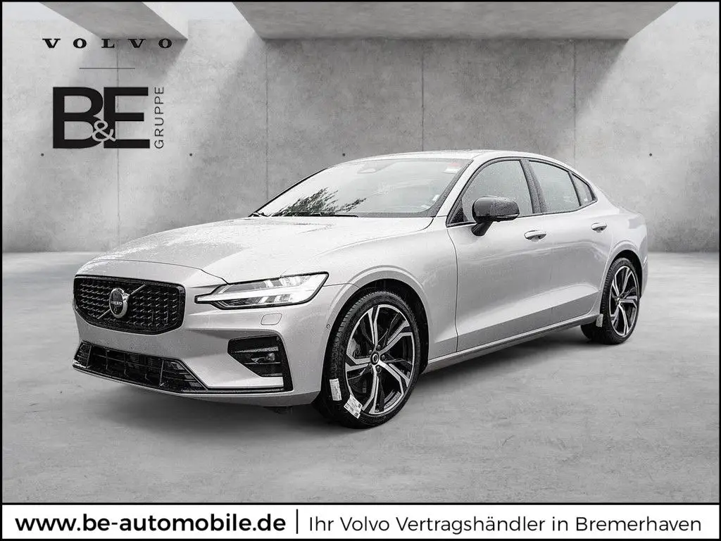 Photo 1 : Volvo S60 2024 Essence