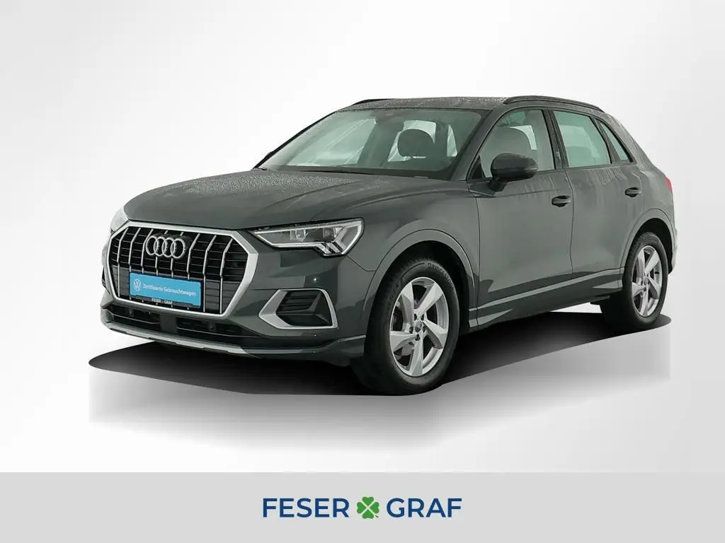 Photo 1 : Audi Q3 2020 Essence