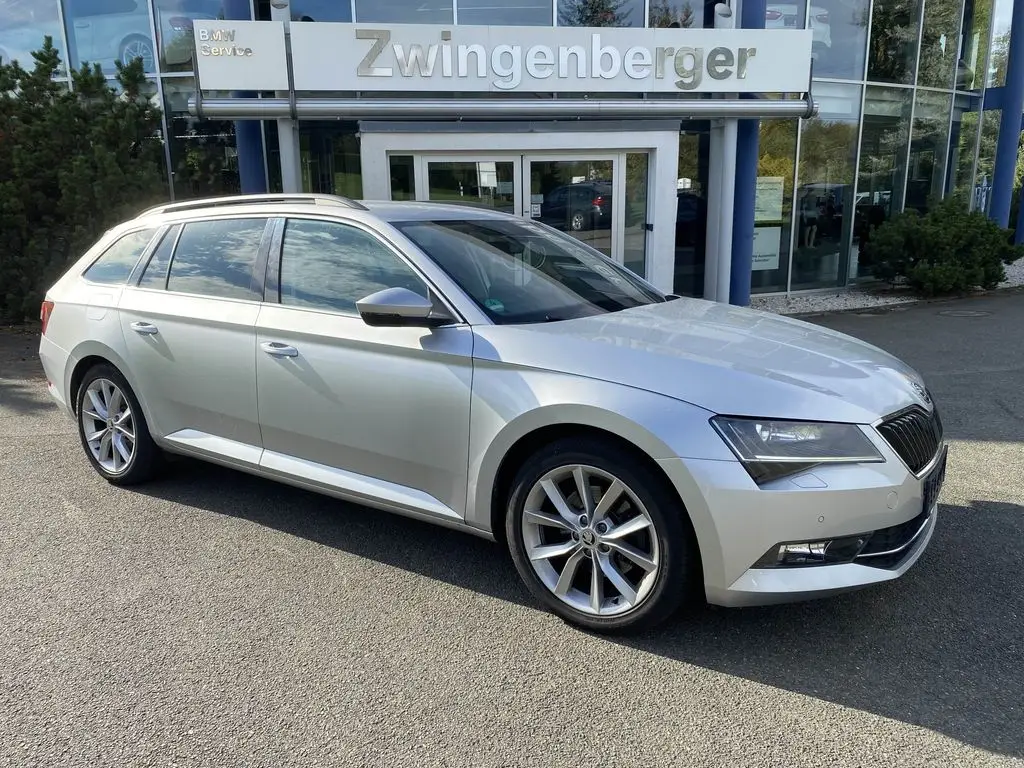 Photo 1 : Skoda Superb 2015 Diesel