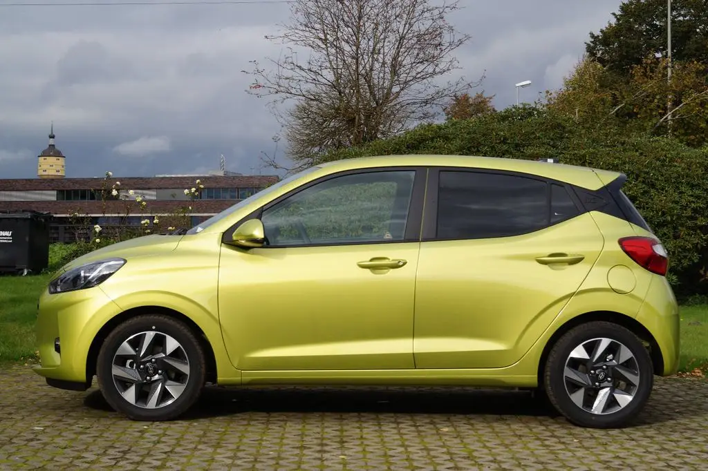 Photo 1 : Hyundai I10 2024 Petrol