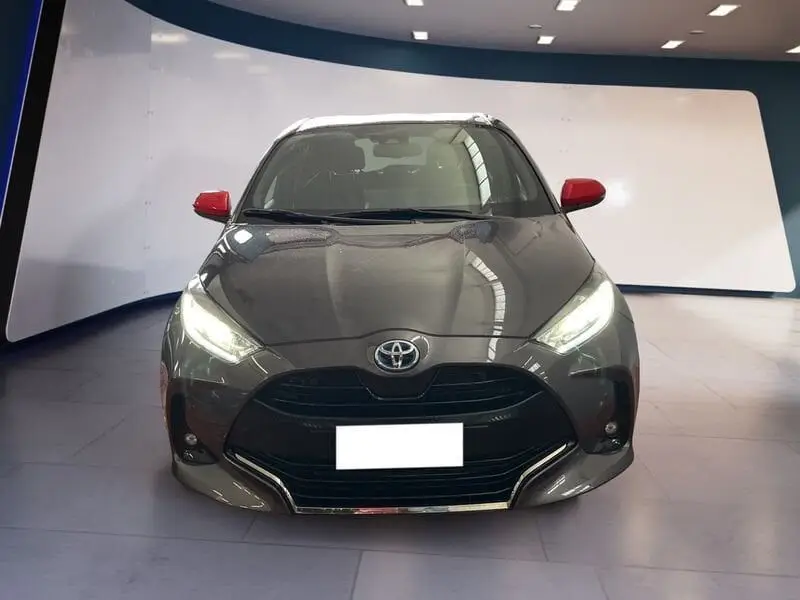 Photo 1 : Toyota Yaris 2021 Hybride