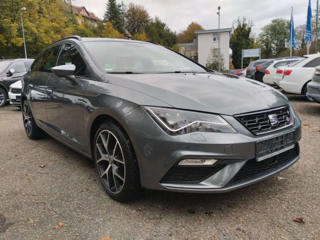 Photo 1 : Seat Leon 2017 Petrol