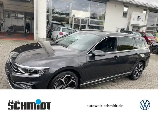 Photo 1 : Volkswagen Passat 2021 Diesel