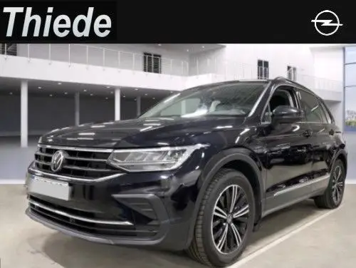 Photo 1 : Volkswagen Tiguan 2021 Essence