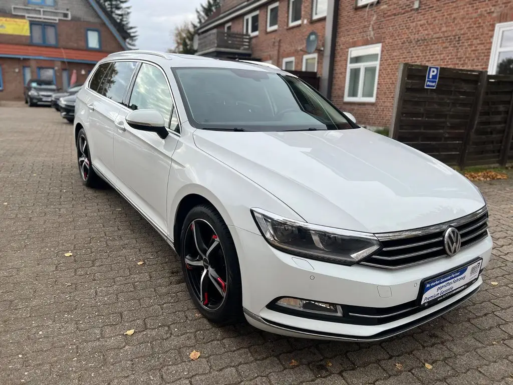 Photo 1 : Volkswagen Passat 2015 Diesel