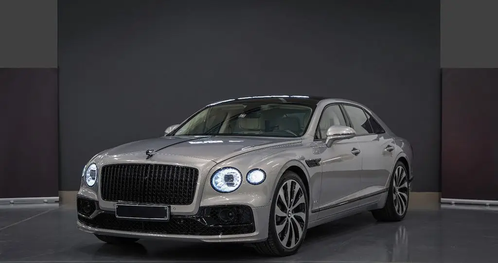 Photo 1 : Bentley Flying Spur 2021 Essence