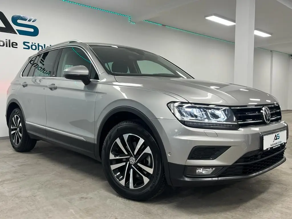 Photo 1 : Volkswagen Tiguan 2020 Essence