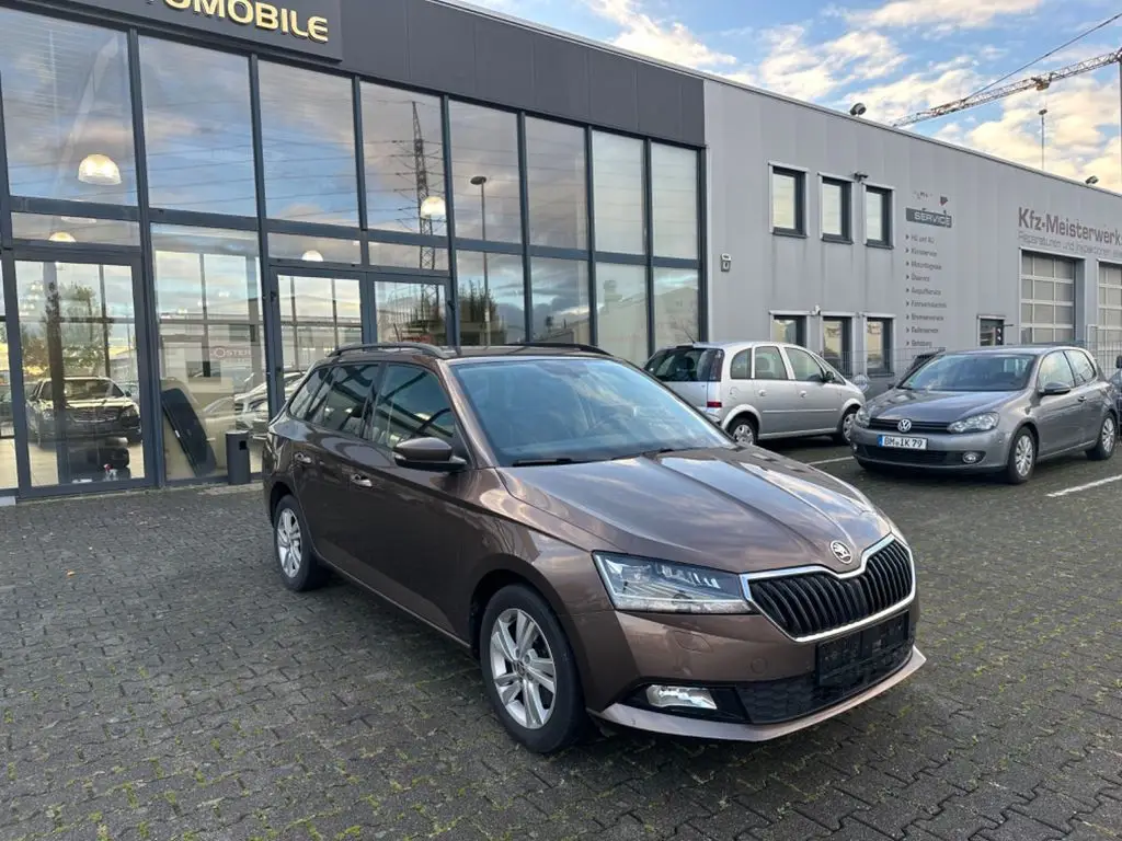 Photo 1 : Skoda Fabia 2018 Petrol