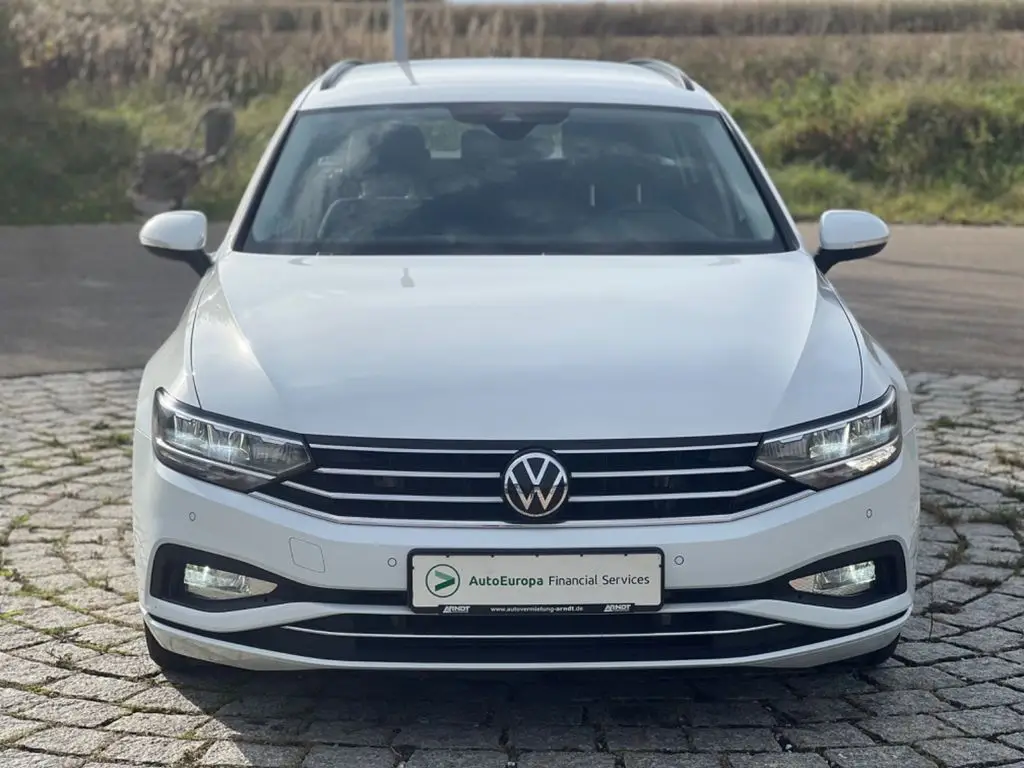 Photo 1 : Volkswagen Passat 2021 Diesel