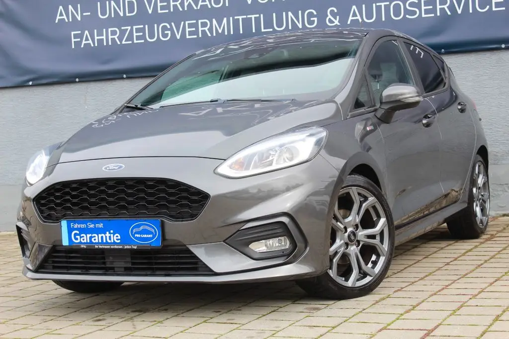 Photo 1 : Ford Fiesta 2018 Petrol