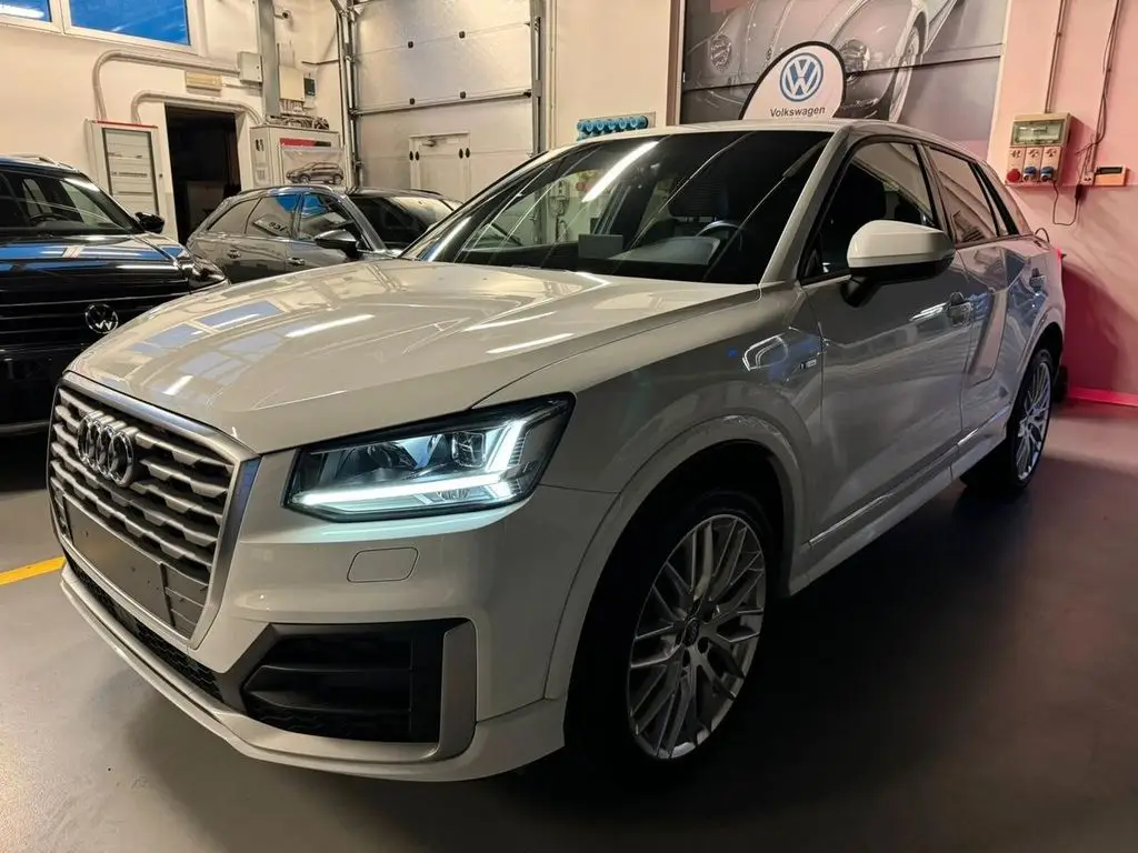 Photo 1 : Audi Q2 2018 Essence