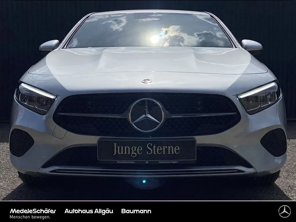 Photo 1 : Mercedes-benz Classe A 2023 Essence