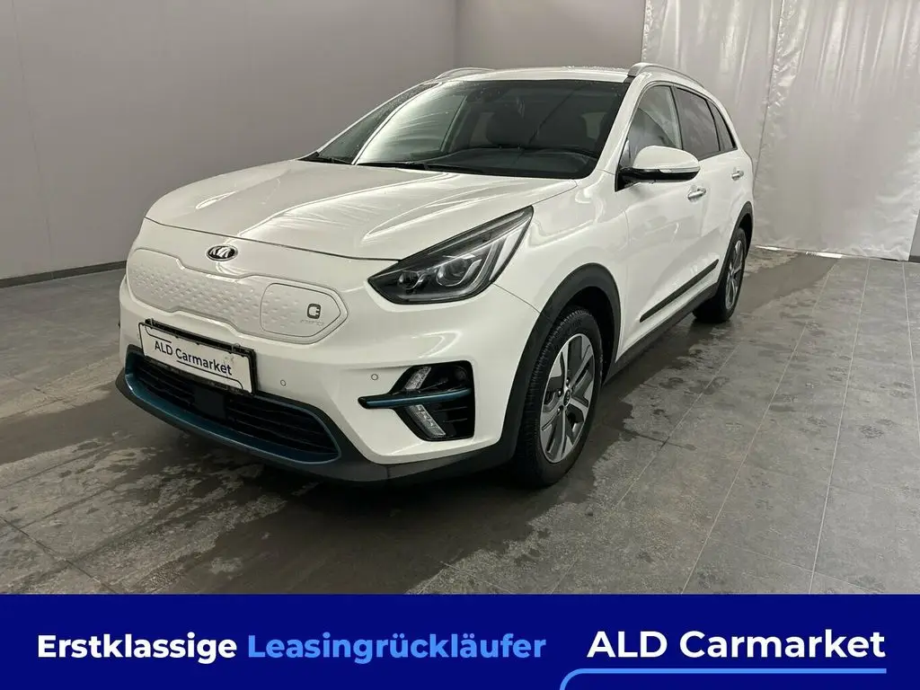 Photo 1 : Kia Niro 2020 Non renseigné