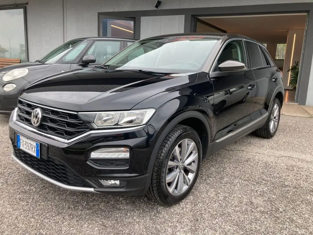 Photo 1 : Volkswagen T-roc 2019 Essence