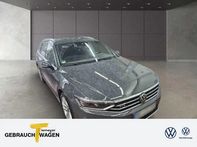 Photo 1 : Volkswagen Passat 2021 Hybride