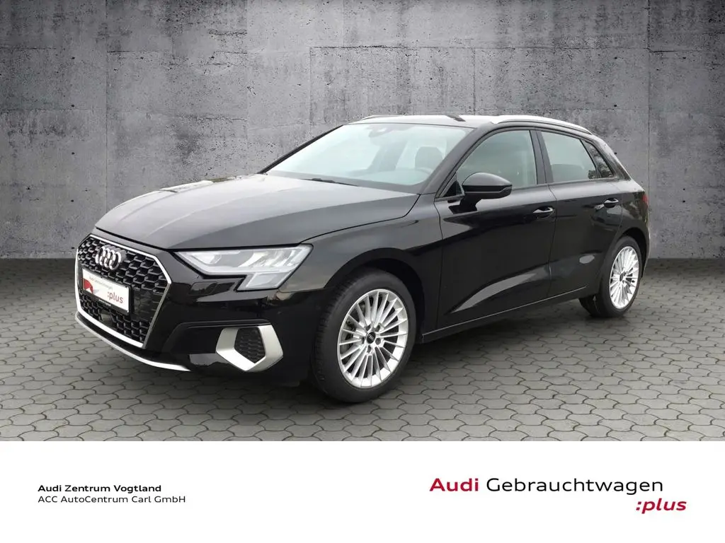 Photo 1 : Audi A3 2024 Petrol