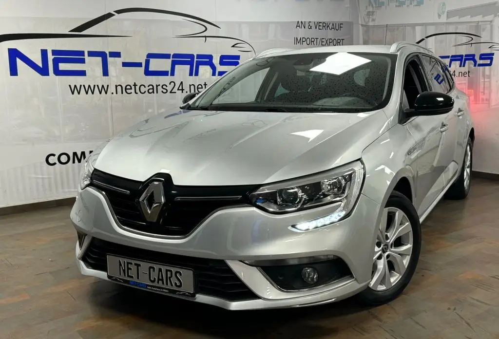 Photo 1 : Renault Megane 2020 Petrol