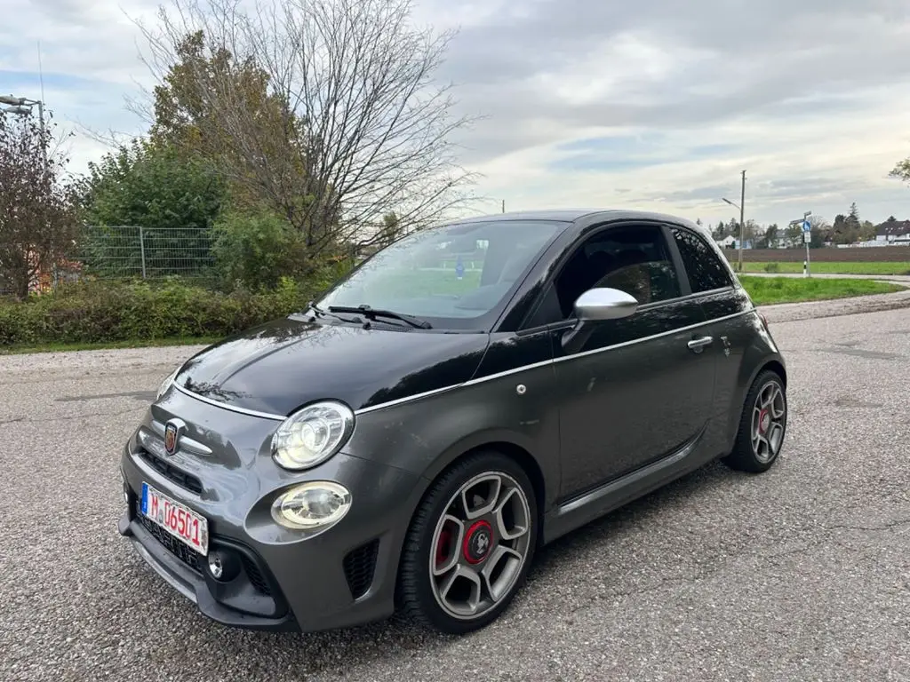 Photo 1 : Abarth 595 2017 Petrol