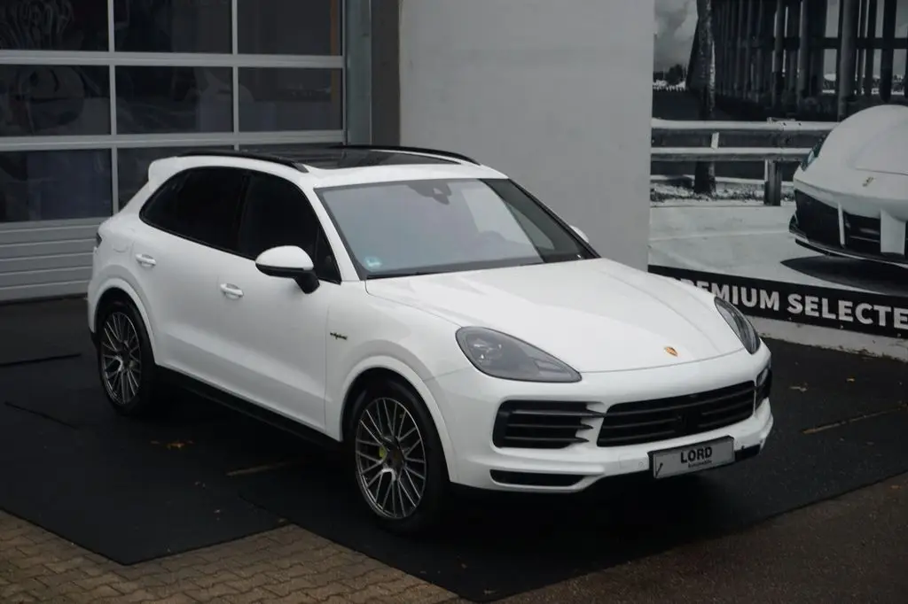 Photo 1 : Porsche Cayenne 2023 Hybride