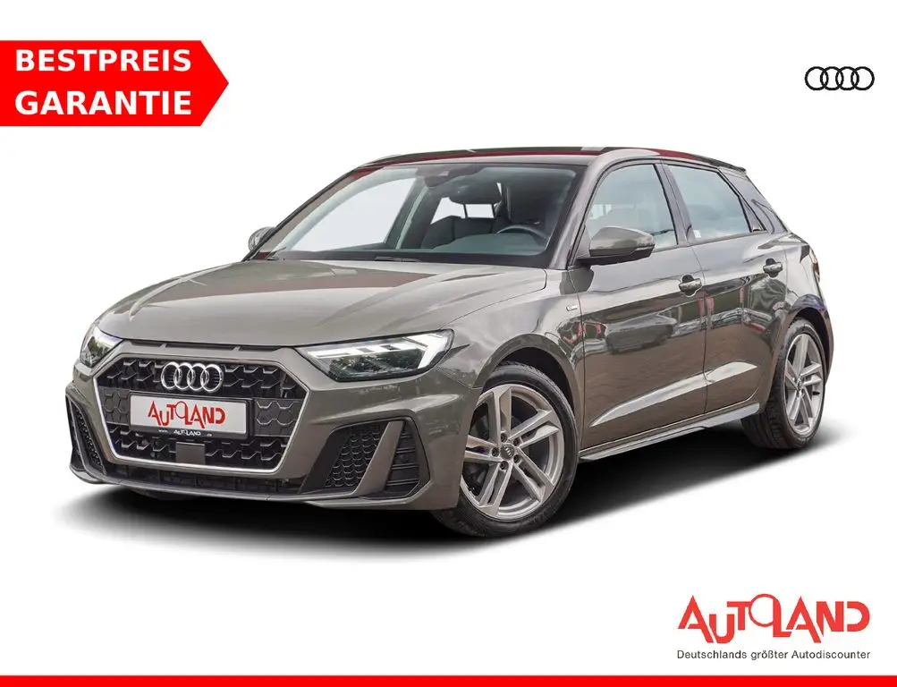 Photo 1 : Audi A1 2019 Essence