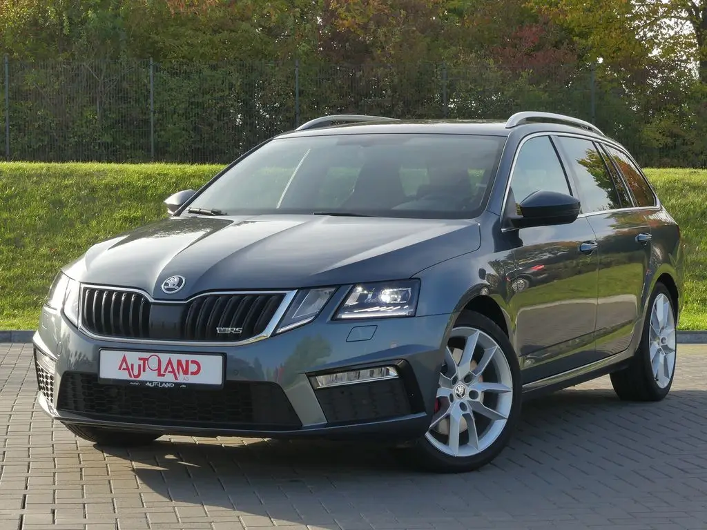 Photo 1 : Skoda Octavia 2018 Petrol