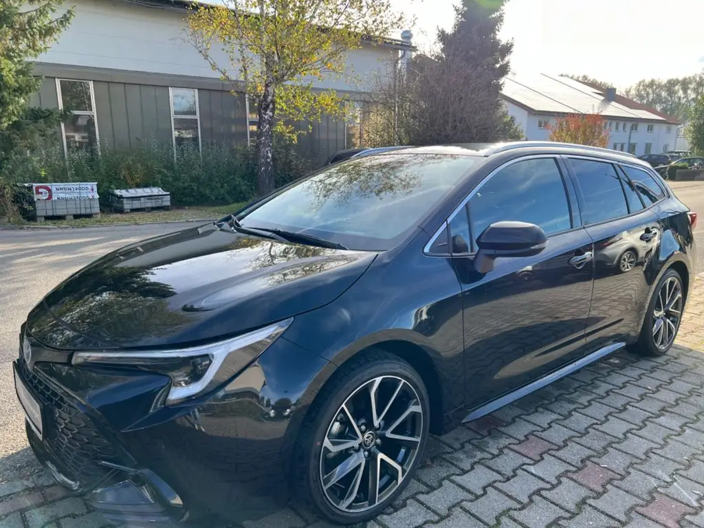 Photo 1 : Toyota Corolla 2023 Hybrid