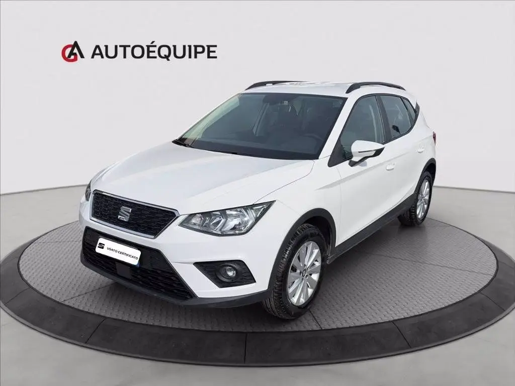 Photo 1 : Seat Arona 2018 Diesel