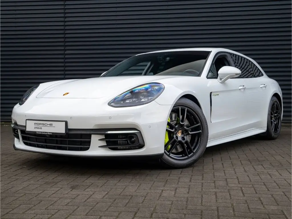 Photo 1 : Porsche Panamera 2019 Essence