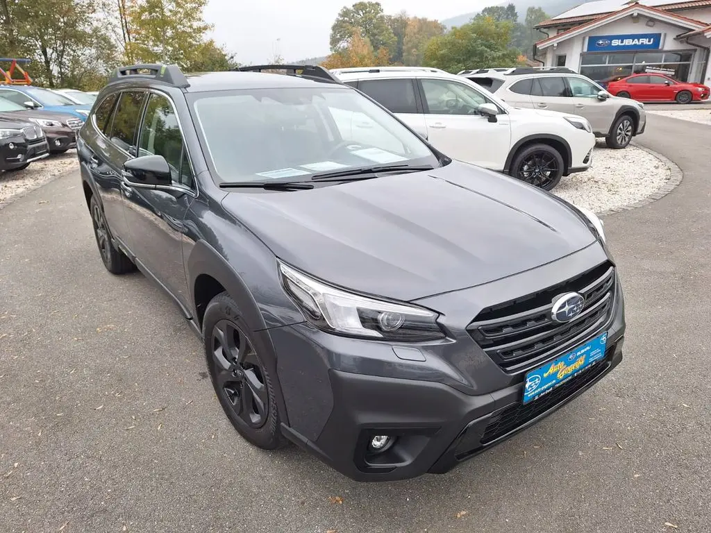 Photo 1 : Subaru Outback 2022 Essence