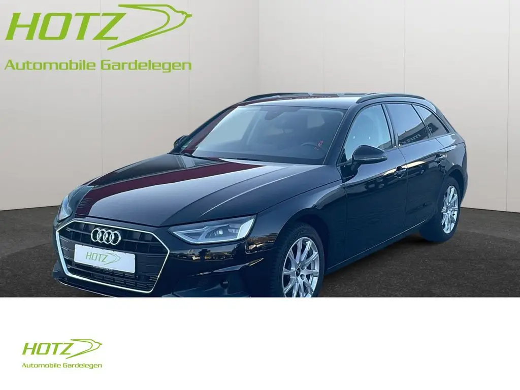 Photo 1 : Audi A4 2021 Essence