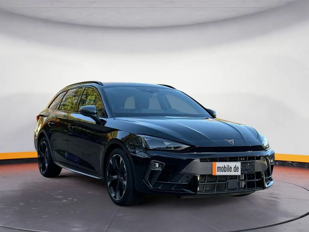 Photo 1 : Cupra Leon 2024 Petrol