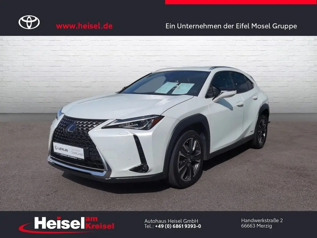 Photo 1 : Lexus Ux 2021 Hybride