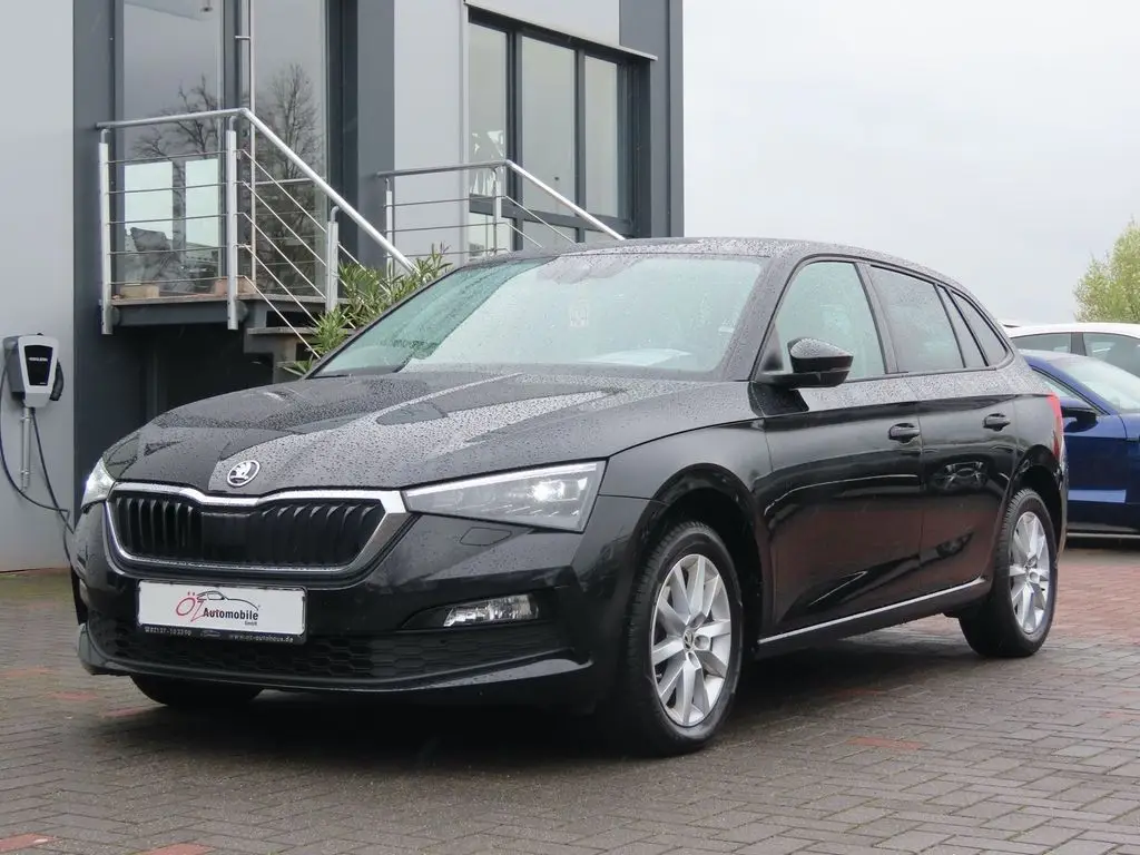 Photo 1 : Skoda Scala 2021 Essence