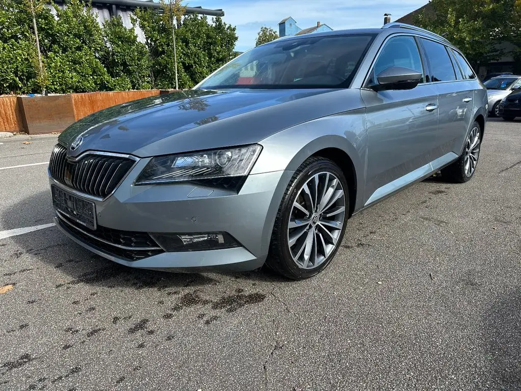 Photo 1 : Skoda Superb 2017 Diesel