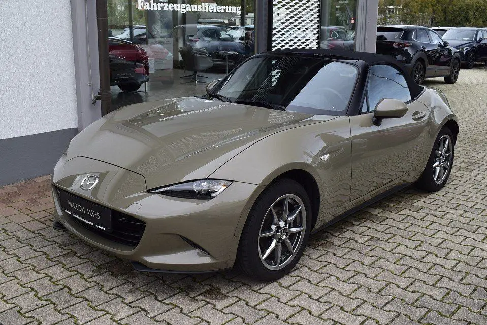 Photo 1 : Mazda Mx-5 2023 Essence