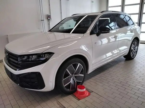 Photo 1 : Volkswagen Touareg 2023 Diesel